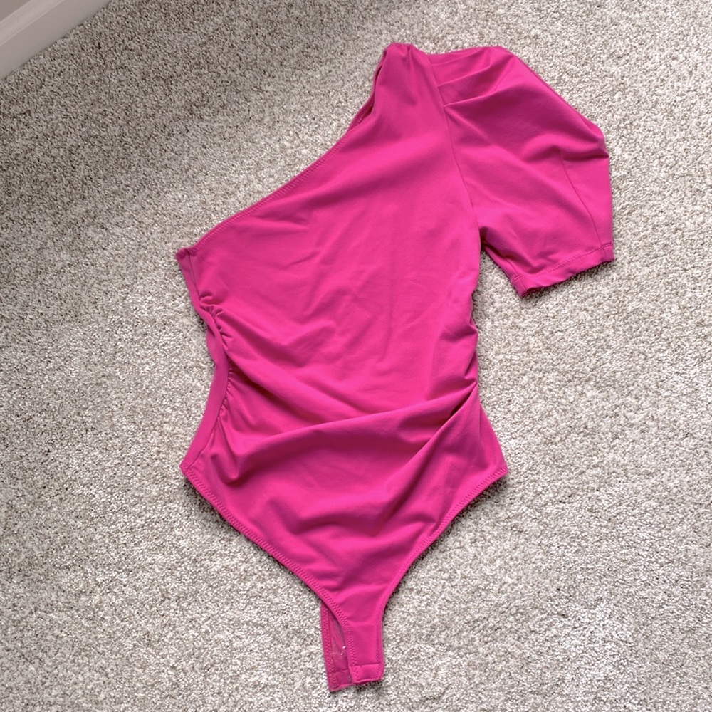 One shoulder bodysuit